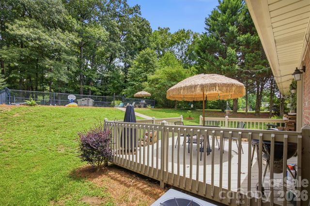 2516 Corolla Hills Drive, Lenoir, NC 28645