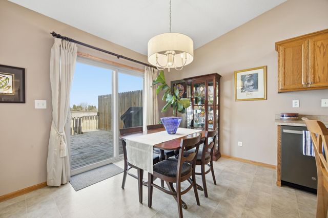 3200 7th Avenue N, Moorhead, MN 56560