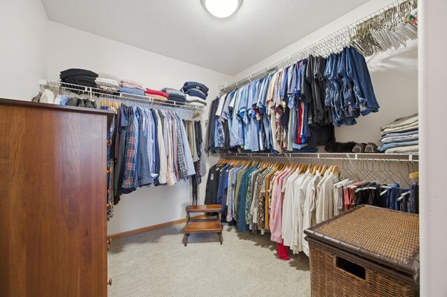 3200 7th Avenue N, Moorhead, MN 56560