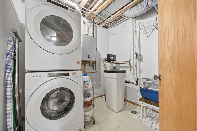 3200 7th Avenue N, Moorhead, MN 56560