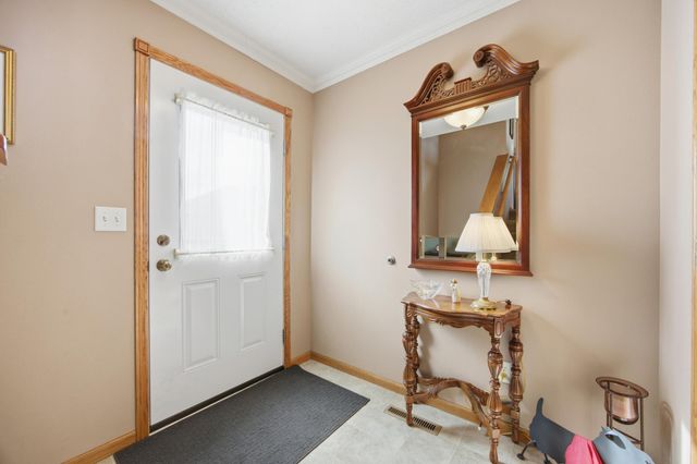 3200 7th Avenue N, Moorhead, MN 56560