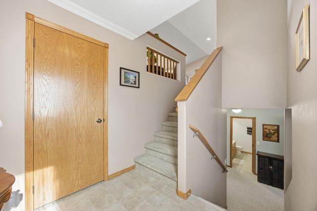 3200 7th Avenue N, Moorhead, MN 56560