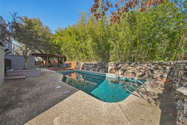 3618 Gillespie Street 109, Dallas, TX 75219