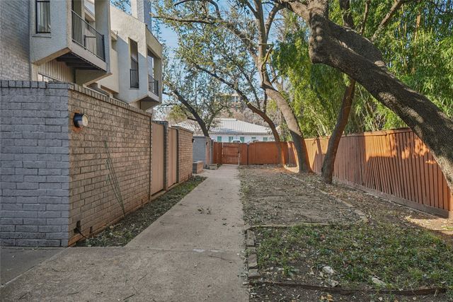 3618 Gillespie Street 109, Dallas, TX 75219