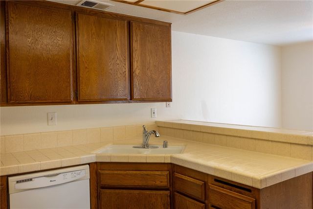 2321 S Magnolia 11E, Ontario, CA 91762