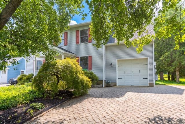 77 Washburn Ave, Washington Twp., NJ 07882