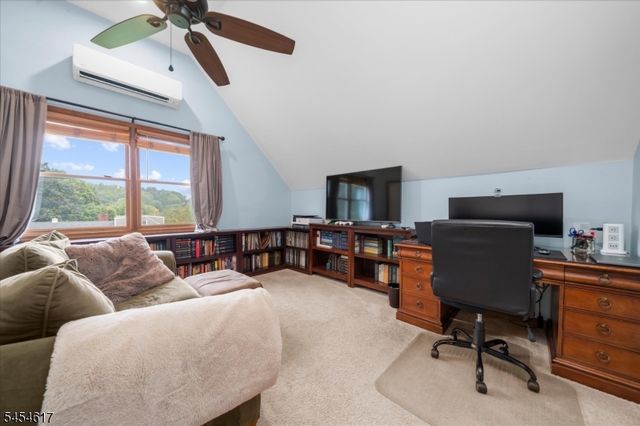 77 Washburn Ave, Washington Twp., NJ 07882