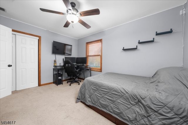 77 Washburn Ave, Washington Twp., NJ 07882