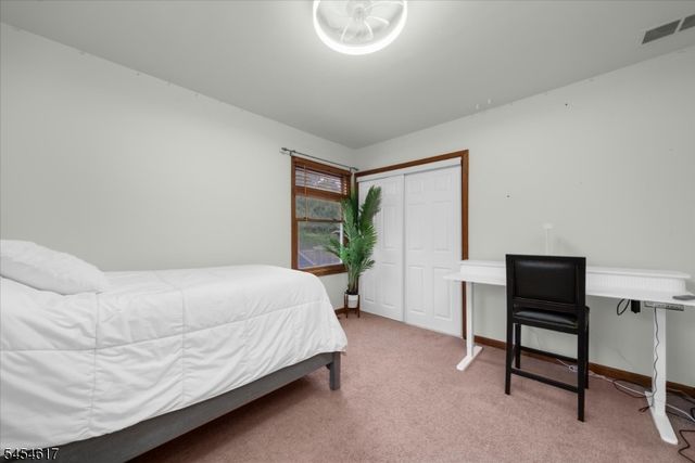 77 Washburn Ave, Washington Twp., NJ 07882