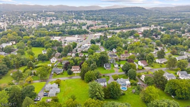 77 Washburn Ave, Washington Twp., NJ 07882