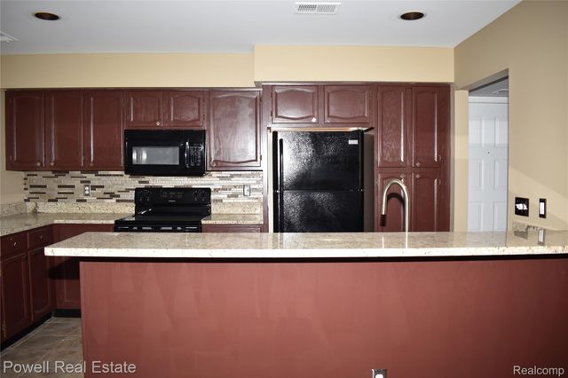 21054 Boulder Circle, Northville, MI 48167