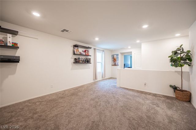 5565 Autumn Cliffs Way, Las Vegas, NV 89118