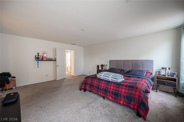 5565 Autumn Cliffs Way, Las Vegas, NV 89118