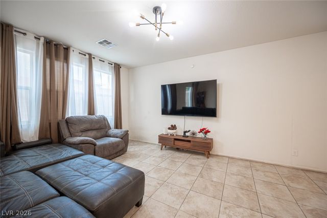 5565 Autumn Cliffs Way, Las Vegas, NV 89118
