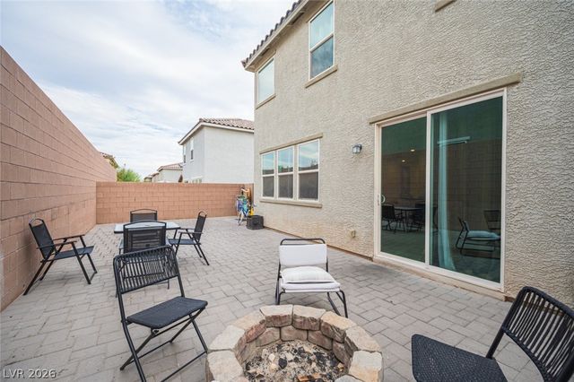 5565 Autumn Cliffs Way, Las Vegas, NV 89118