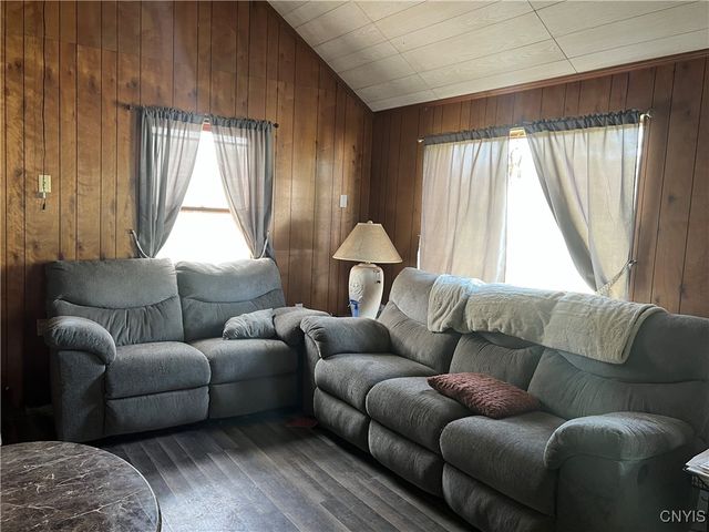 1467 Lick Street, Summerhill, NY 13118