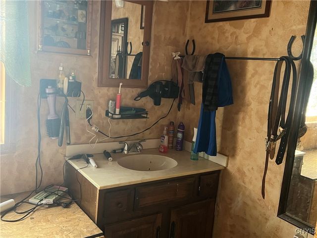 1467 Lick Street, Summerhill, NY 13118