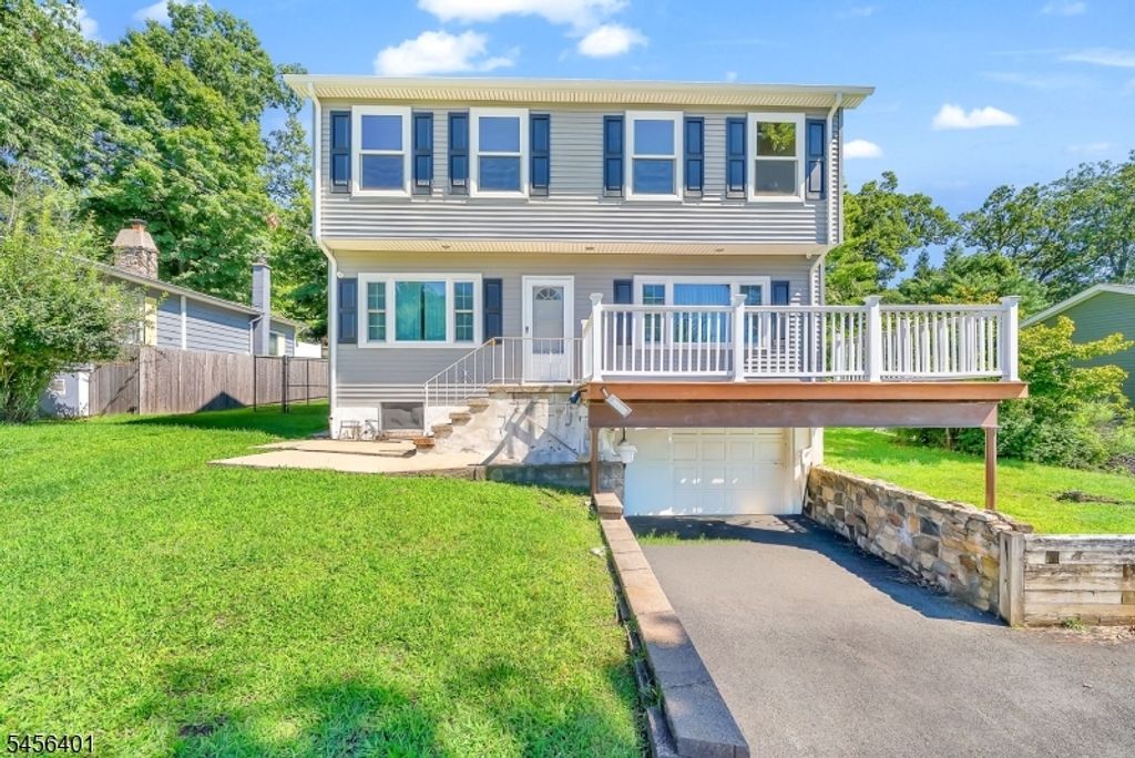 13 Hopatchung Rd, Hopatcong Boro, NJ 07843 — photo 3
