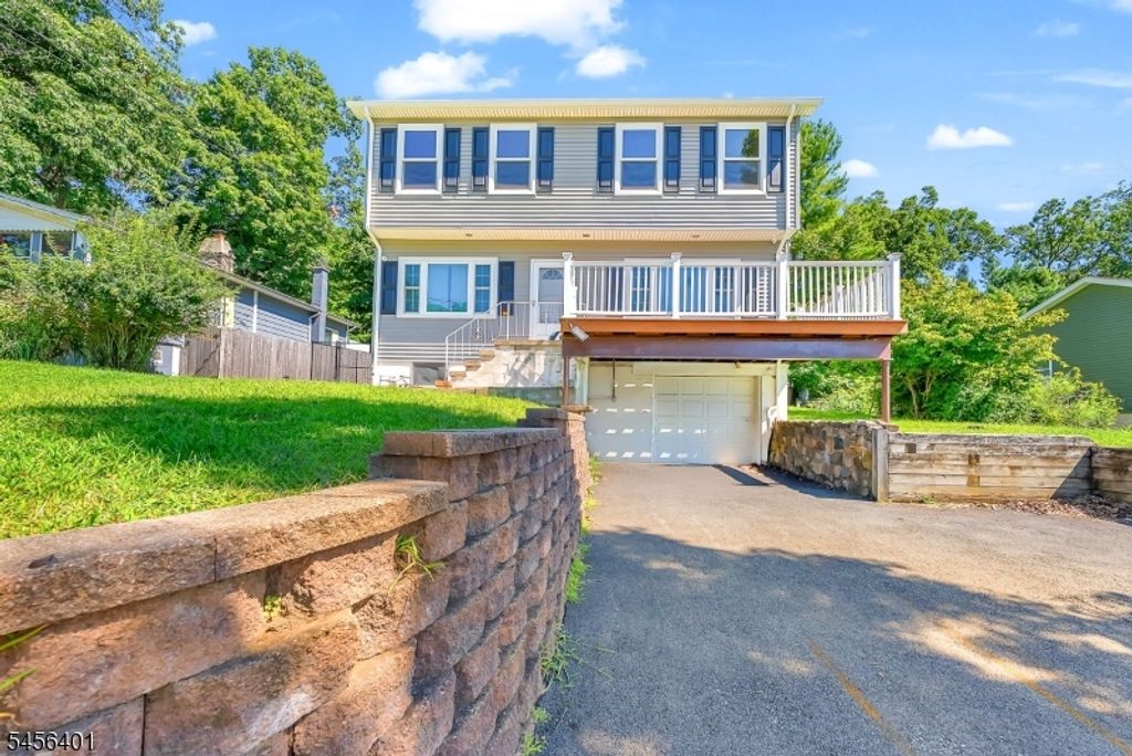 13 Hopatchung Rd, Hopatcong Boro, NJ 07843 — photo 5