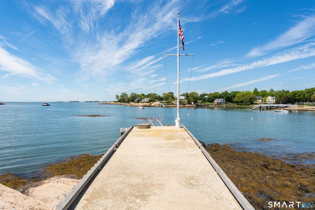 620 Colonial Road, Guilford, CT 06437