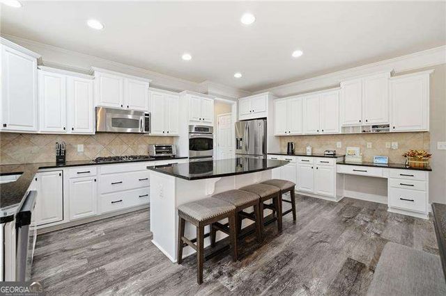 140 Edgewater Trail, Canton, GA 30115