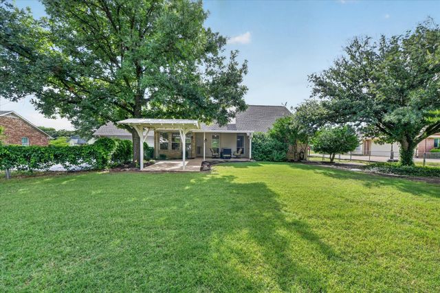 421 Ben Boyd Road, Argyle, TX 76226
