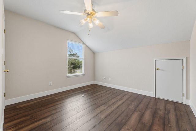 8901 Ovalla DR, Austin, TX 78749