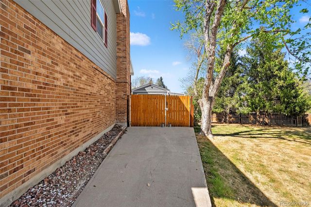 19367 E Eastman Place, Aurora, CO 80013