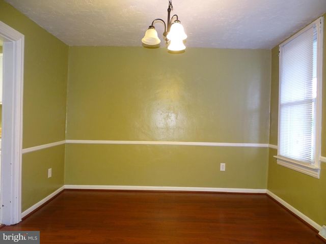 3266 BROAD ST, Emigsville, PA 17318