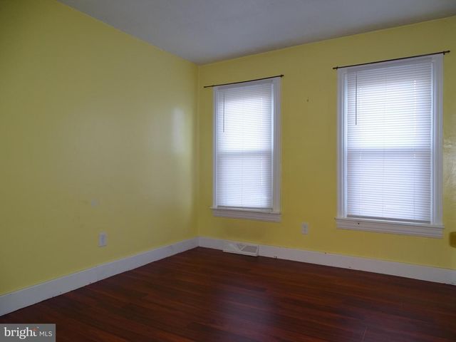 3266 BROAD ST, Emigsville, PA 17318