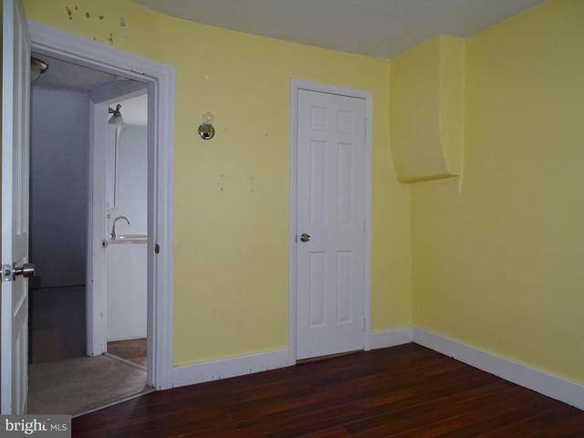3266 BROAD ST, Emigsville, PA 17318