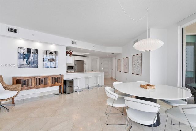 200 Sunny Isles Blvd 2-1605, Sunny Isles Beach, FL 33160