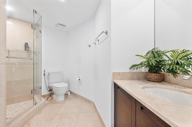 200 Sunny Isles Blvd 2-1605, Sunny Isles Beach, FL 33160