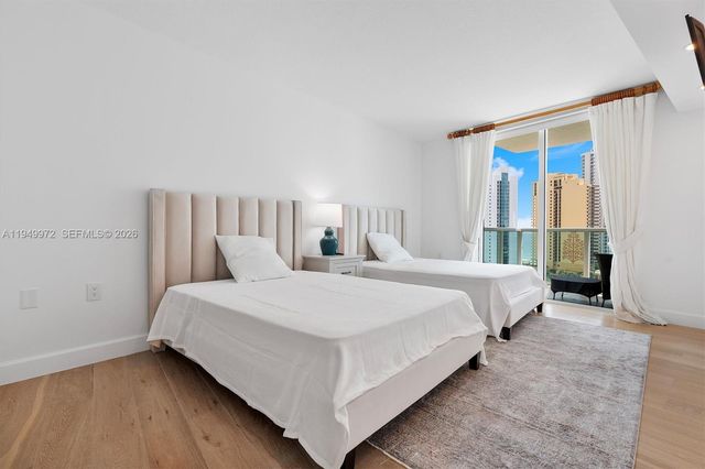 200 Sunny Isles Blvd 2-1605, Sunny Isles Beach, FL 33160