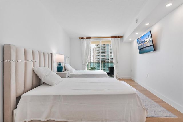 200 Sunny Isles Blvd 2-1605, Sunny Isles Beach, FL 33160