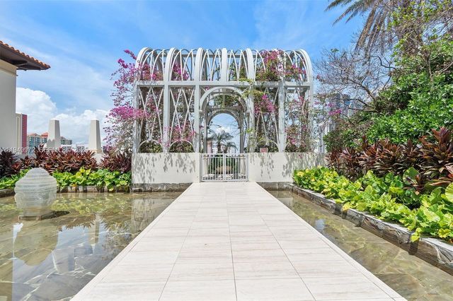 200 Sunny Isles Blvd 2-1605, Sunny Isles Beach, FL 33160