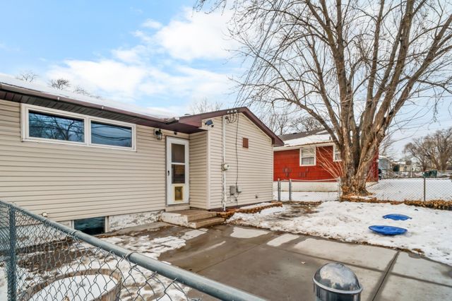 5219 7th Street NE, Columbia Heights, MN 55421