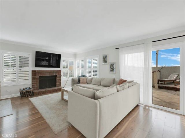 4895 N Buttercreek, Moorpark, CA 93021