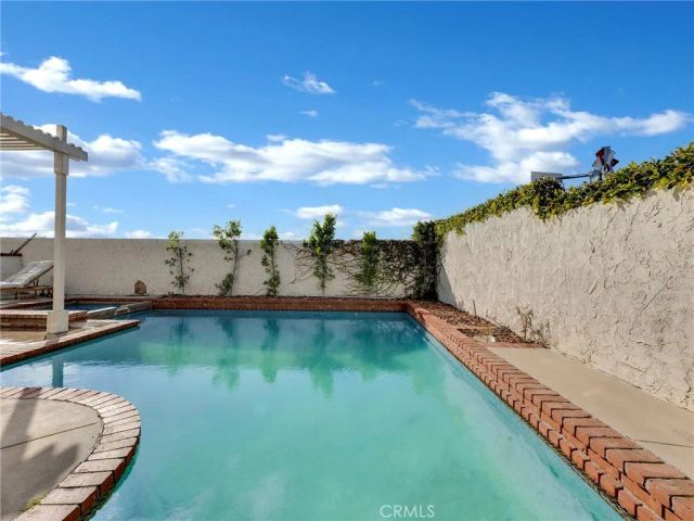 4895 N Buttercreek, Moorpark, CA 93021