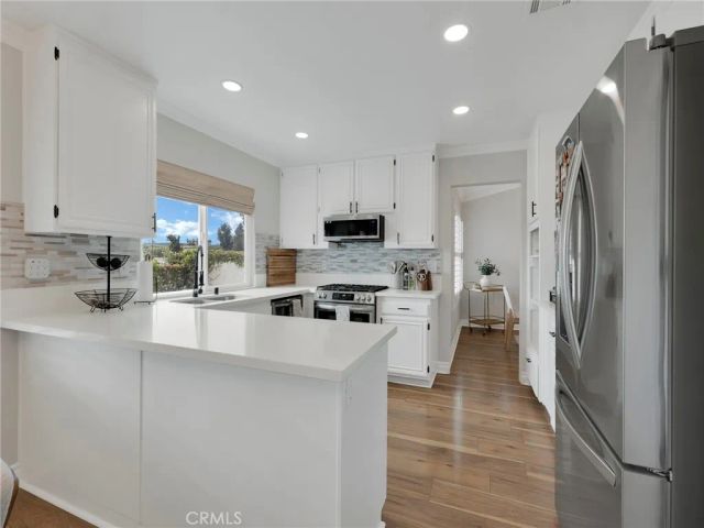 4895 N Buttercreek, Moorpark, CA 93021