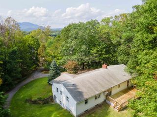 129 Chestnut Street, Claremont, NH 03743