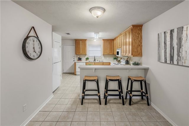 901 Crepe Myrtle Street, College Station, TX 77845