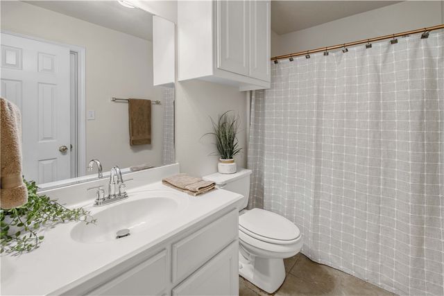 901 Crepe Myrtle Street, College Station, TX 77845