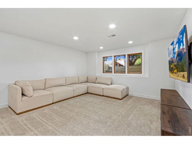 5900 Southridge Greens Blvd, Fort Collins, CO 80525