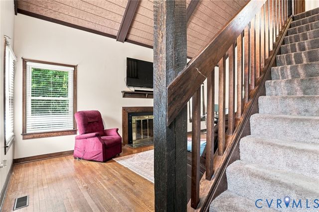 10 Silverleaf Ct, Richmond, VA 23236