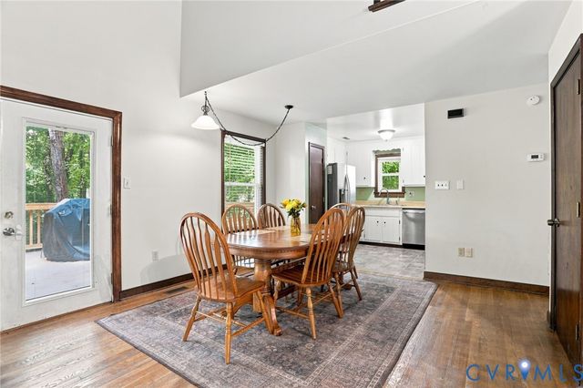 10 Silverleaf Ct, Richmond, VA 23236