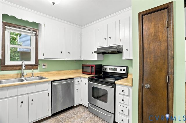 10 Silverleaf Ct, Richmond, VA 23236