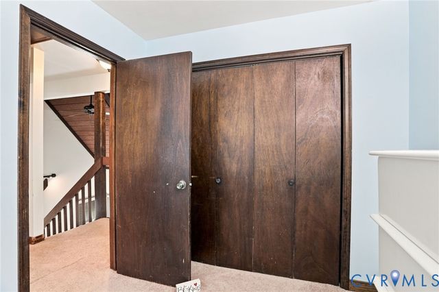 10 Silverleaf Ct, Richmond, VA 23236