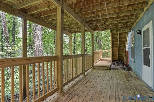 10 Silverleaf Ct, Richmond, VA 23236