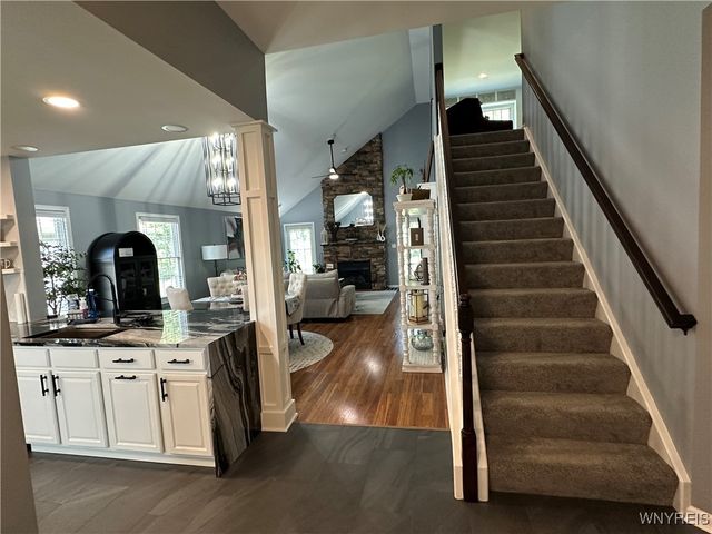 1 Lakeside Circle, Elma, NY 14059